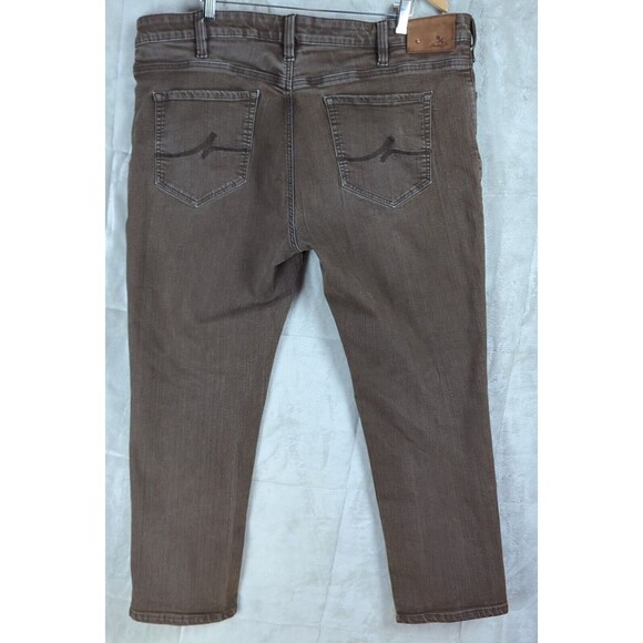 34 Heritage Men Charisma Comfort-Rise Classic Jeans Brown 44/34 Measures 42/28 - Picture 4 of 11